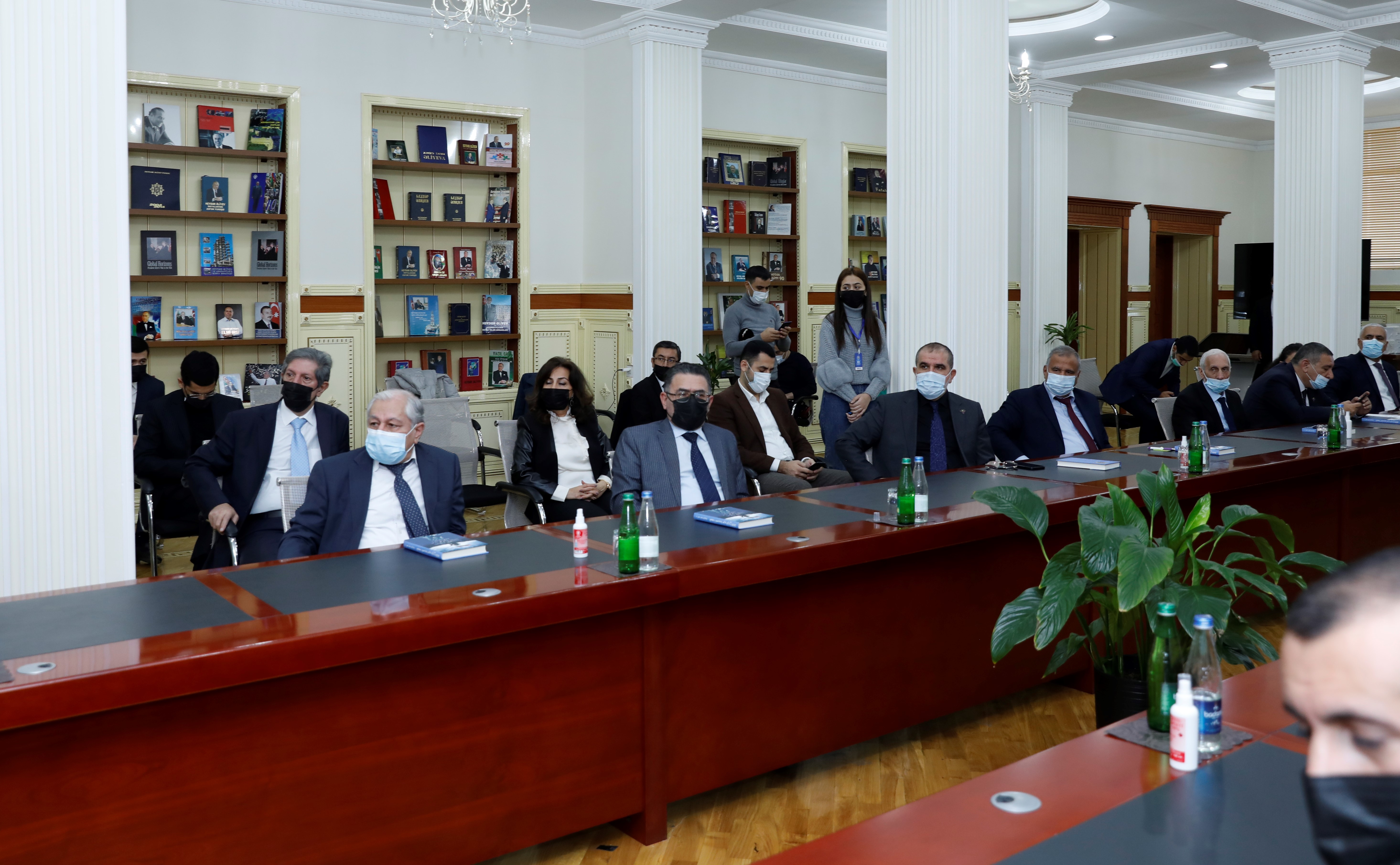 Misirli alim və jurnalistin Qarabağ müharibəsinə həsr olunan kitabının təqdimatı